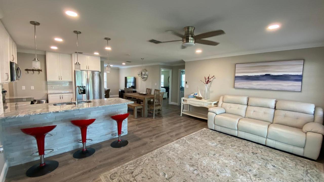 Waterfront Hernando Beach House On Deep Water Canal W/Dock, Fishing, Kayak Exterior photo
